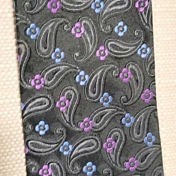 Haspel Men's Black Paisley Flower Necktie Tie Silk Retro Classic Abstract - Picture 8 of 8